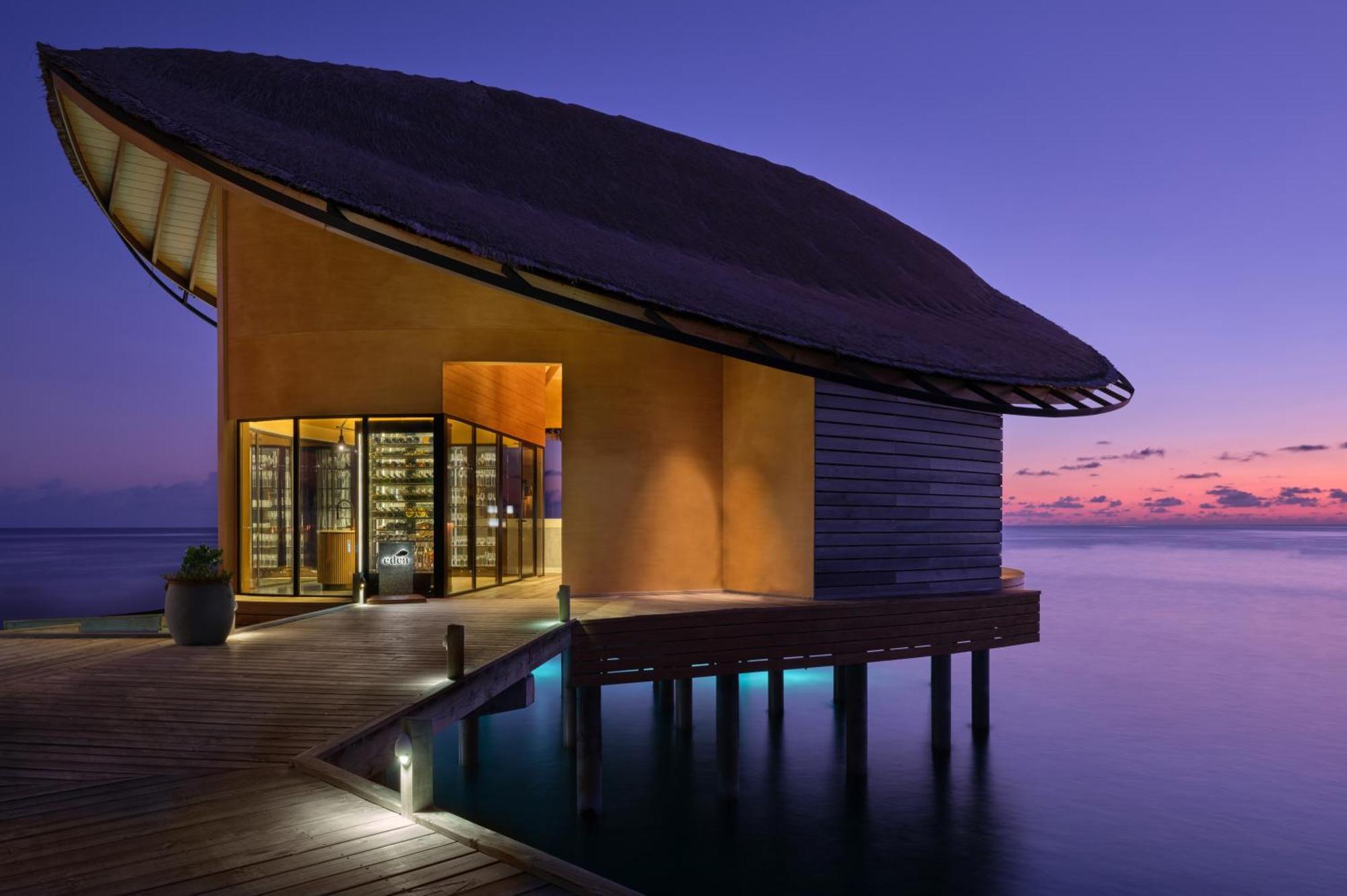 Hilton Maldives Amingiri & 5*