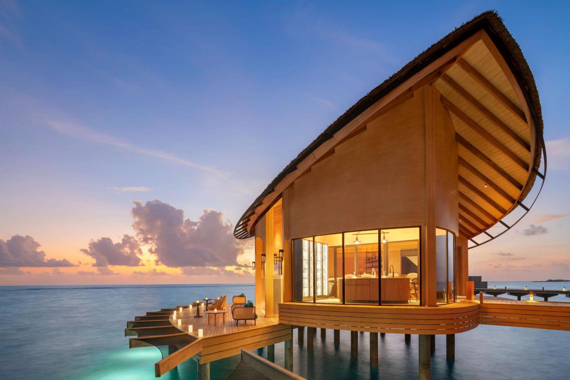 Hilton Maldives Amingiri & Resort 5*